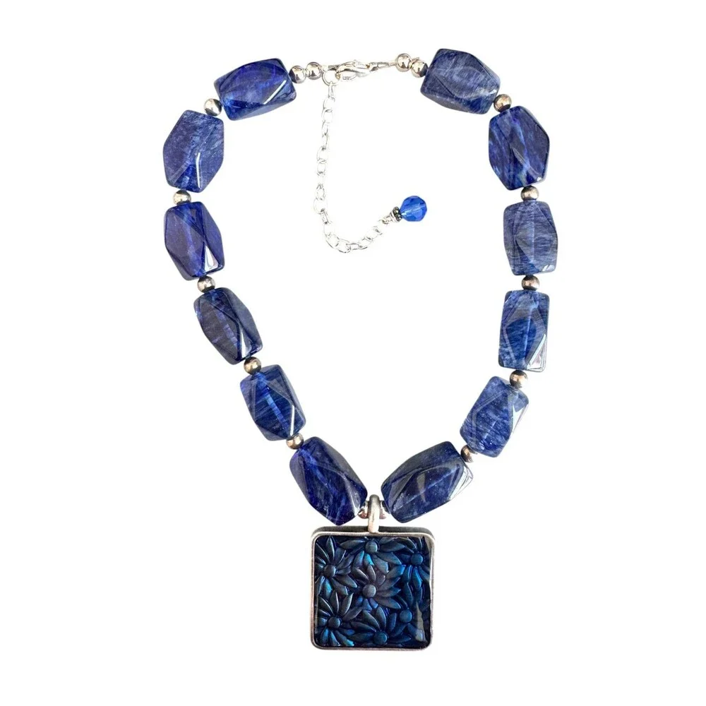 Handcut Blueberry Quartz Stone with Enamel Pendant Necklace #7092